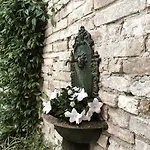 Le Di San Vitale Nocleg ze śniadaniem 4*