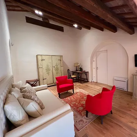 B&B Le Di San Vitale 라벤나