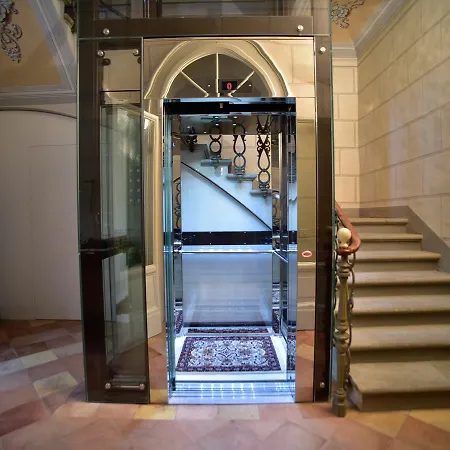 Bed & Breakfast Le Di San Vitale 4*