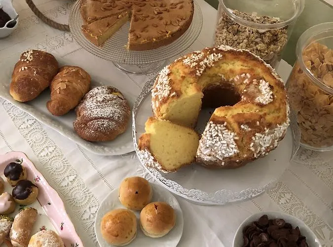 Bed & Breakfast Le Di San Vitale 4*